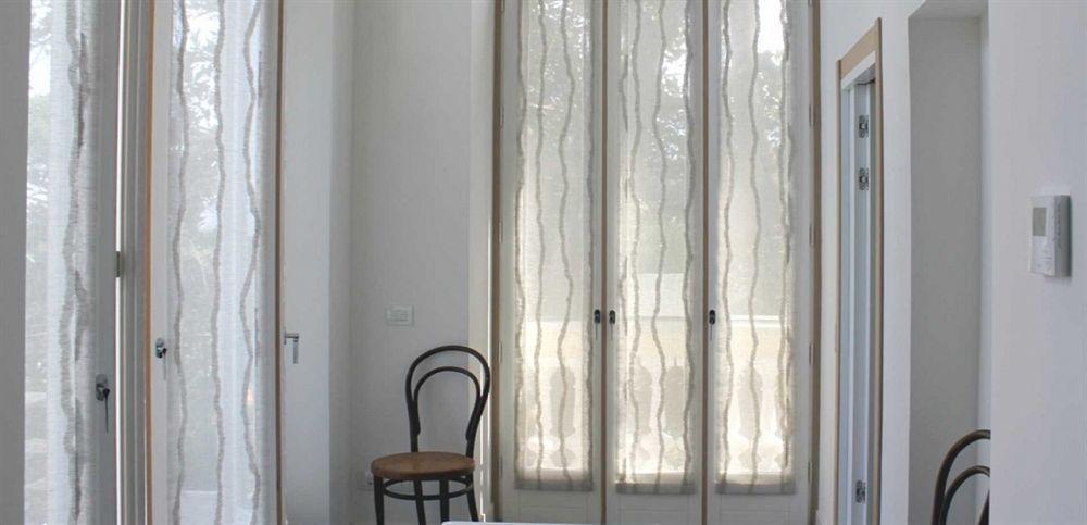Agora Apartments Sorrento Luaran gambar