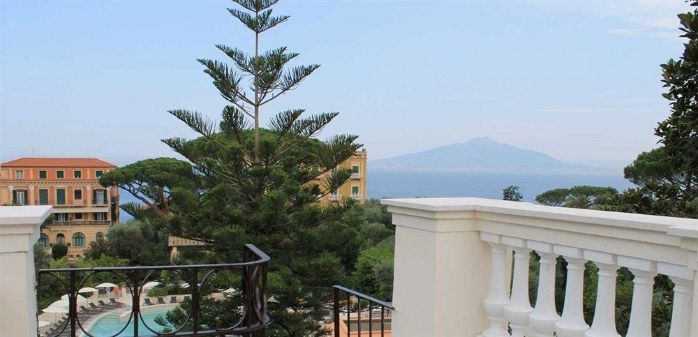 Agora Apartments Sorrento Luaran gambar