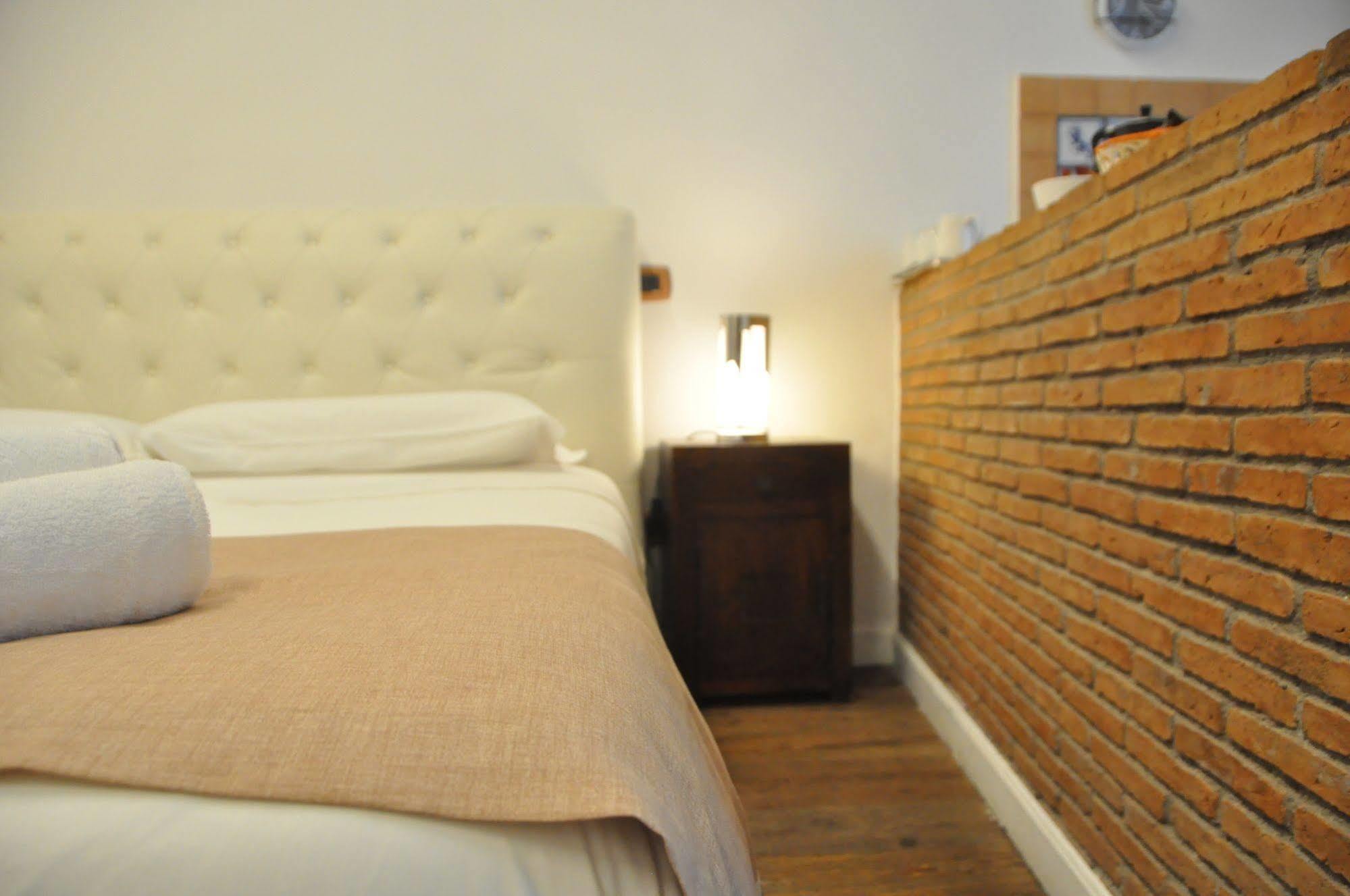 Agora Apartments Sorrento Luaran gambar