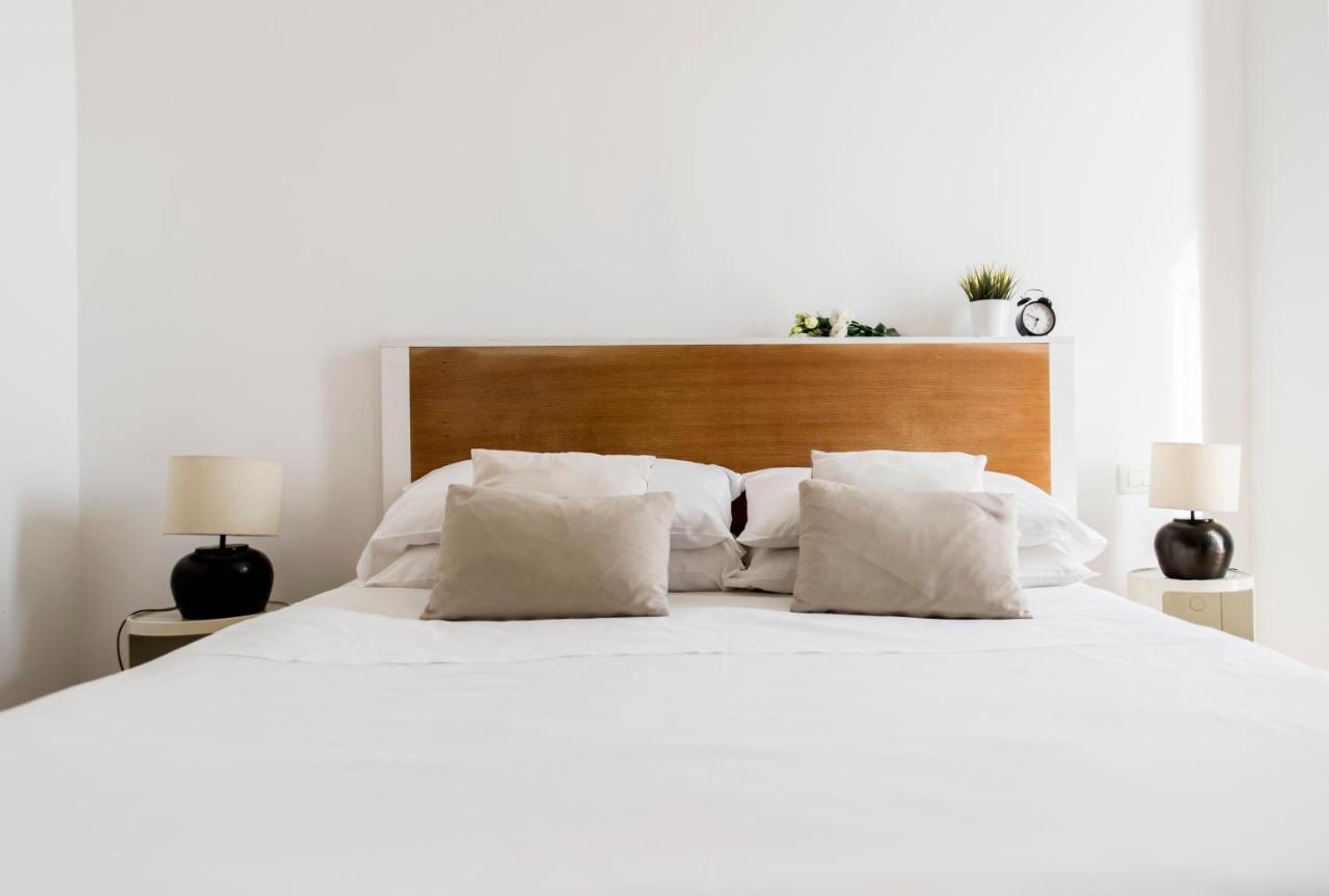Agora Apartments Sorrento Luaran gambar