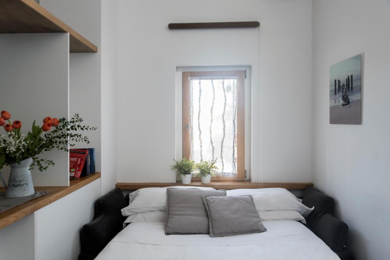 Agora Apartments Sorrento Luaran gambar